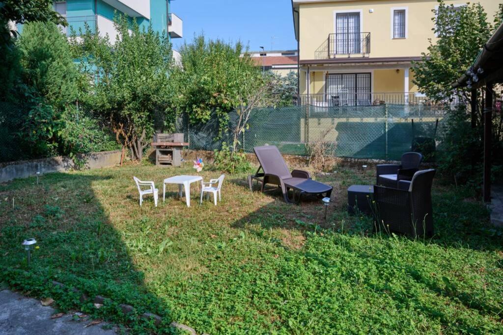 דירות Casa Faby - Family House Milano Baggio מראה חיצוני תמונה